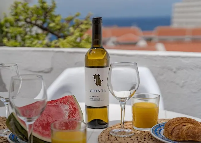 Garden Sea View Apartment