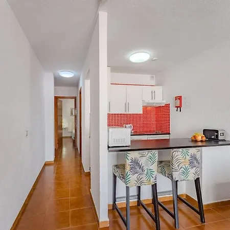 Garden Sea View 아데제